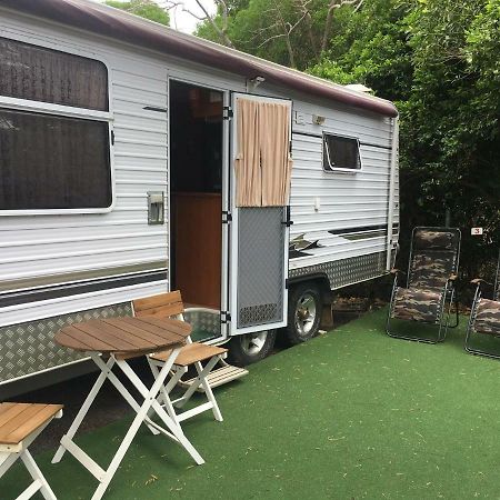 Hotel Comfortable Caravan Cooktown Exterior foto